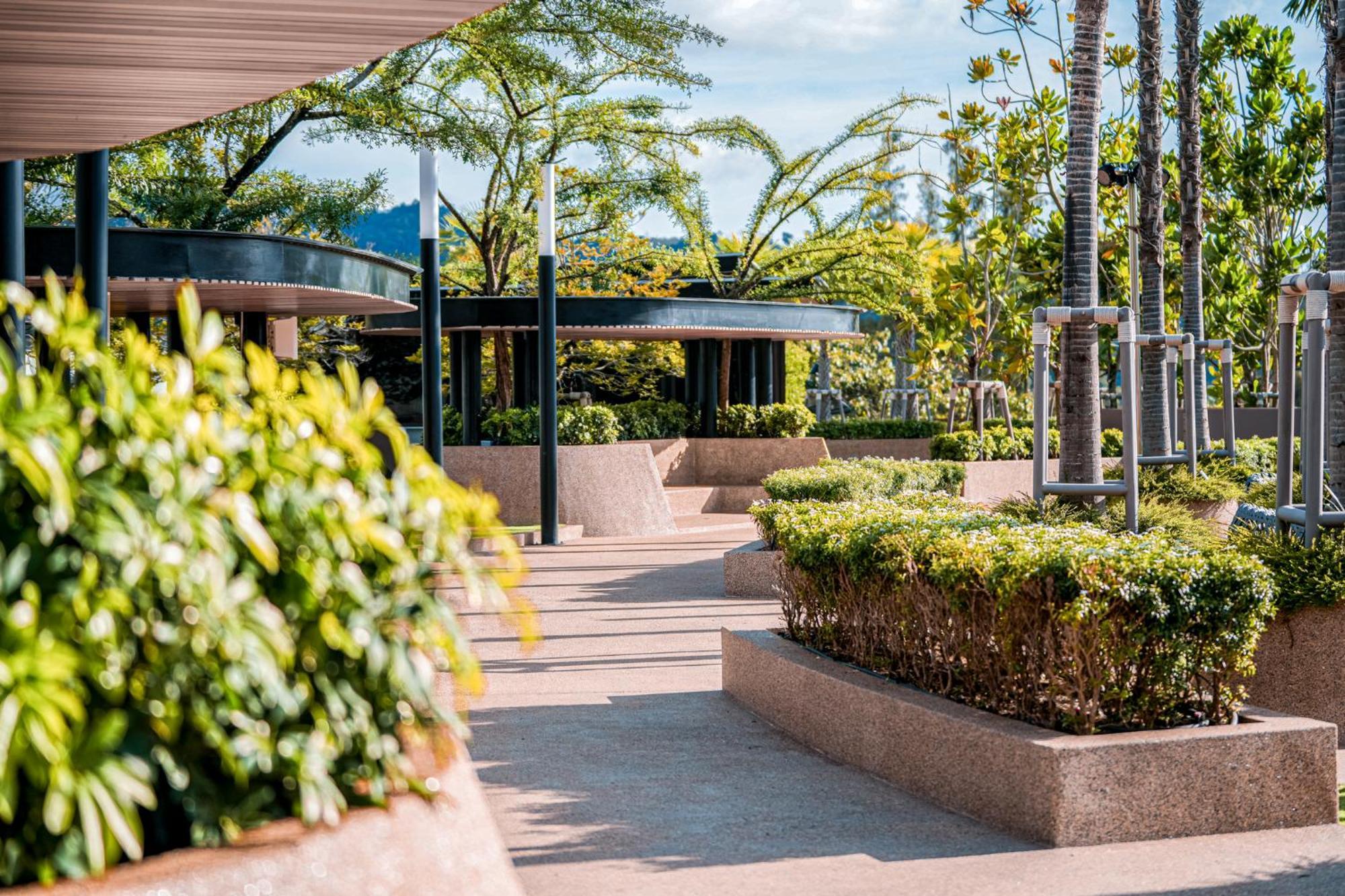 The Marin Phuket Kamala Beach Exteriör bild