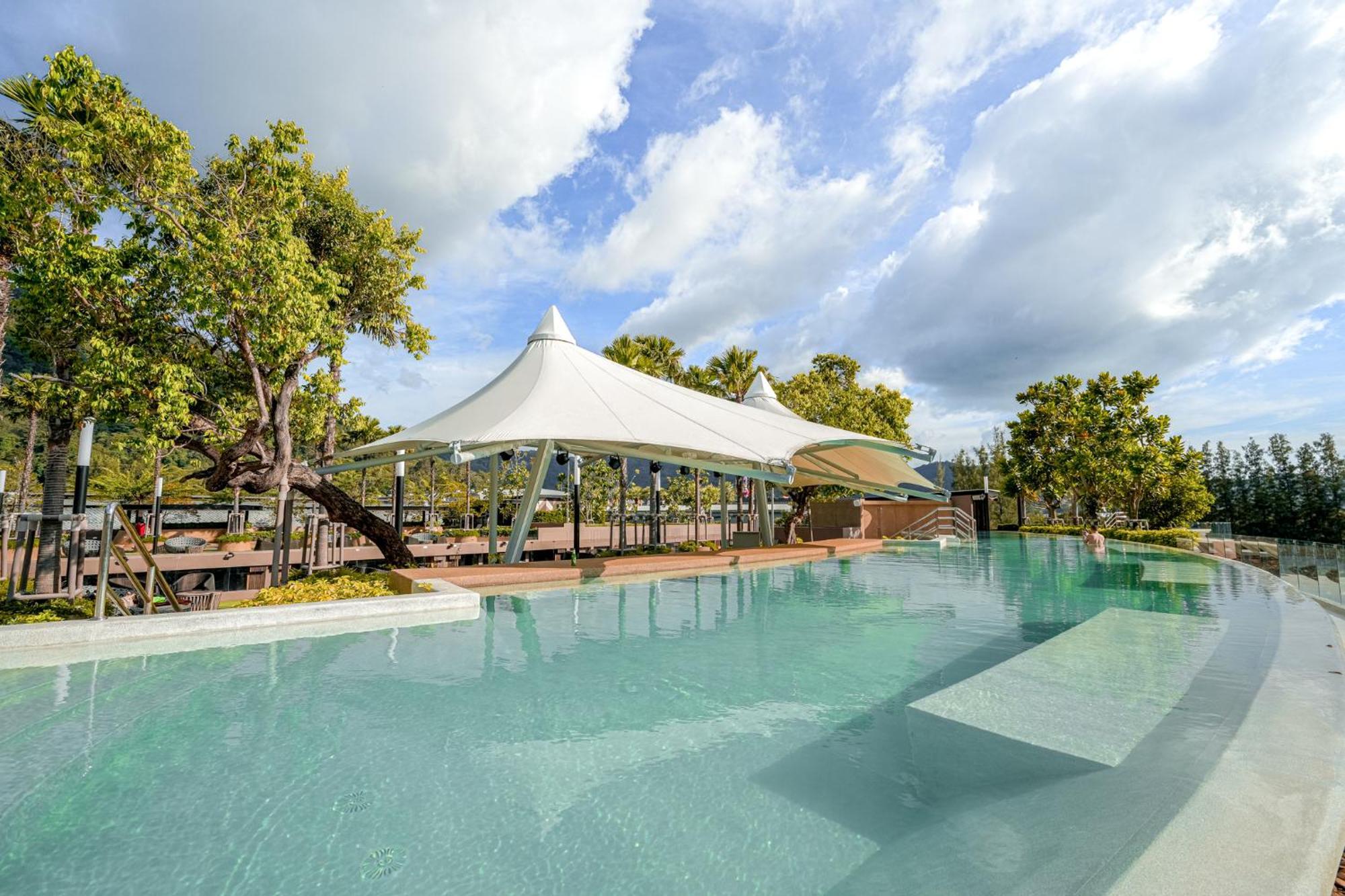 The Marin Phuket Kamala Beach Exteriör bild