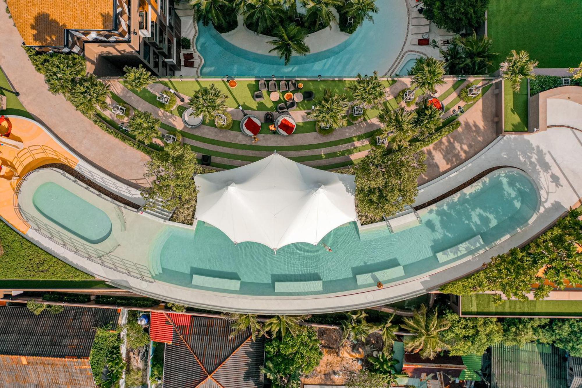 The Marin Phuket Kamala Beach Exteriör bild