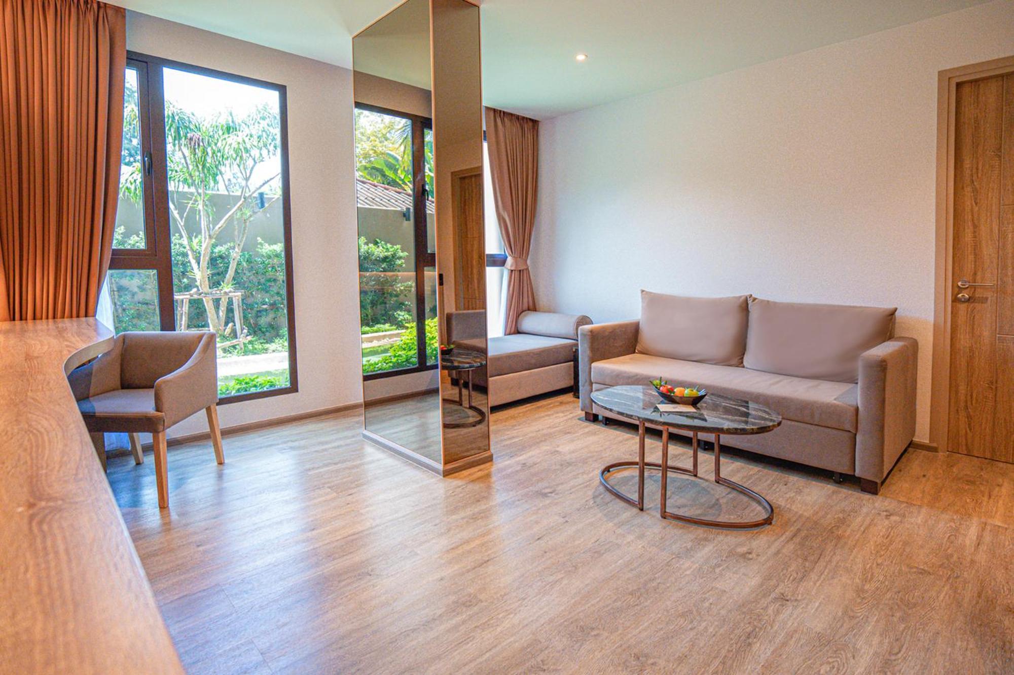 The Marin Phuket Kamala Beach Exteriör bild