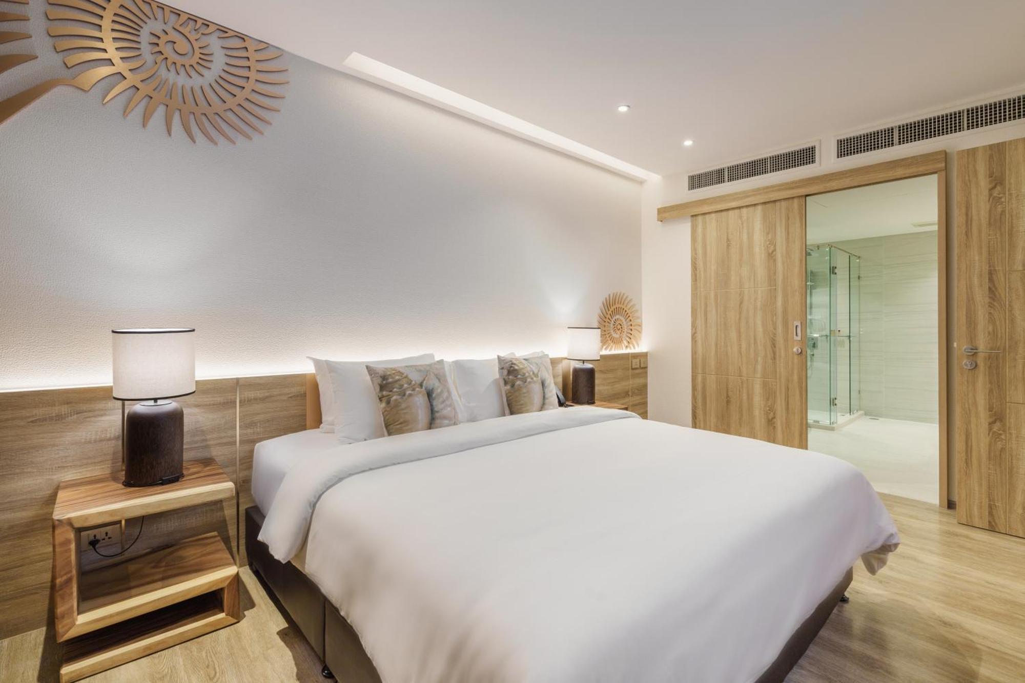 The Marin Phuket Kamala Beach Exteriör bild